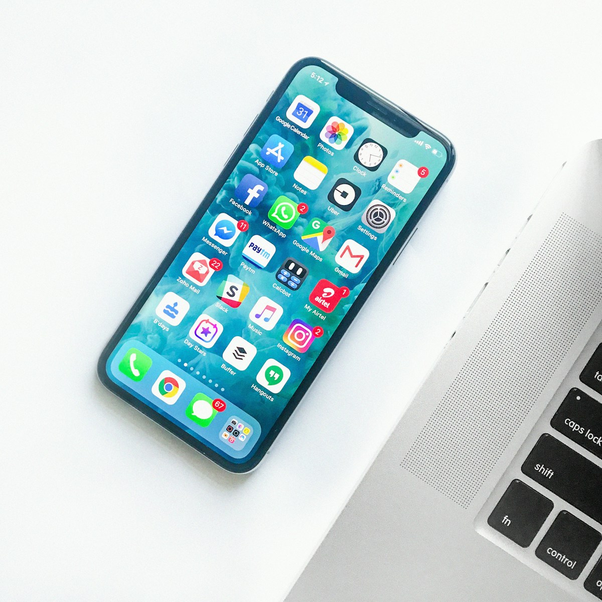 fotografia real, nítida e diretamente relacionada a **Quanto custa um iPhone no Paraguai?**. Preferir imagem própria ou licenciada.